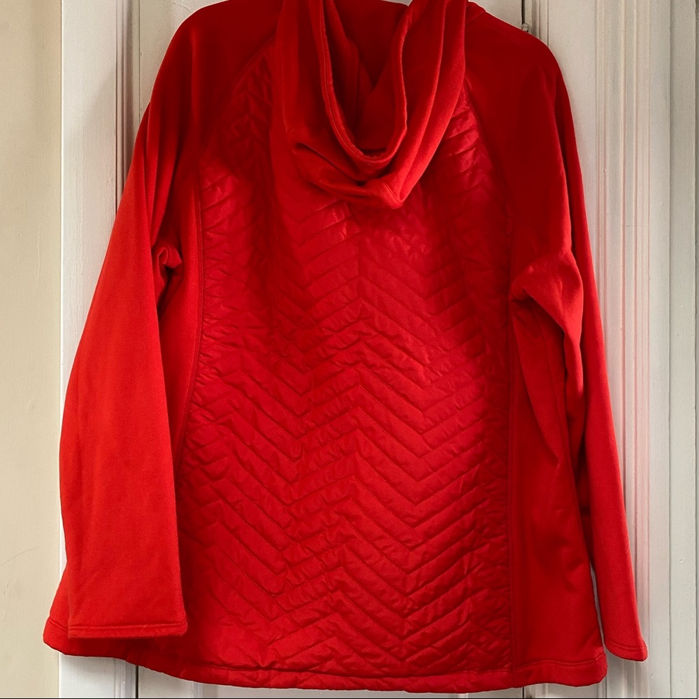 Red Jacket - Picture 4 of 8